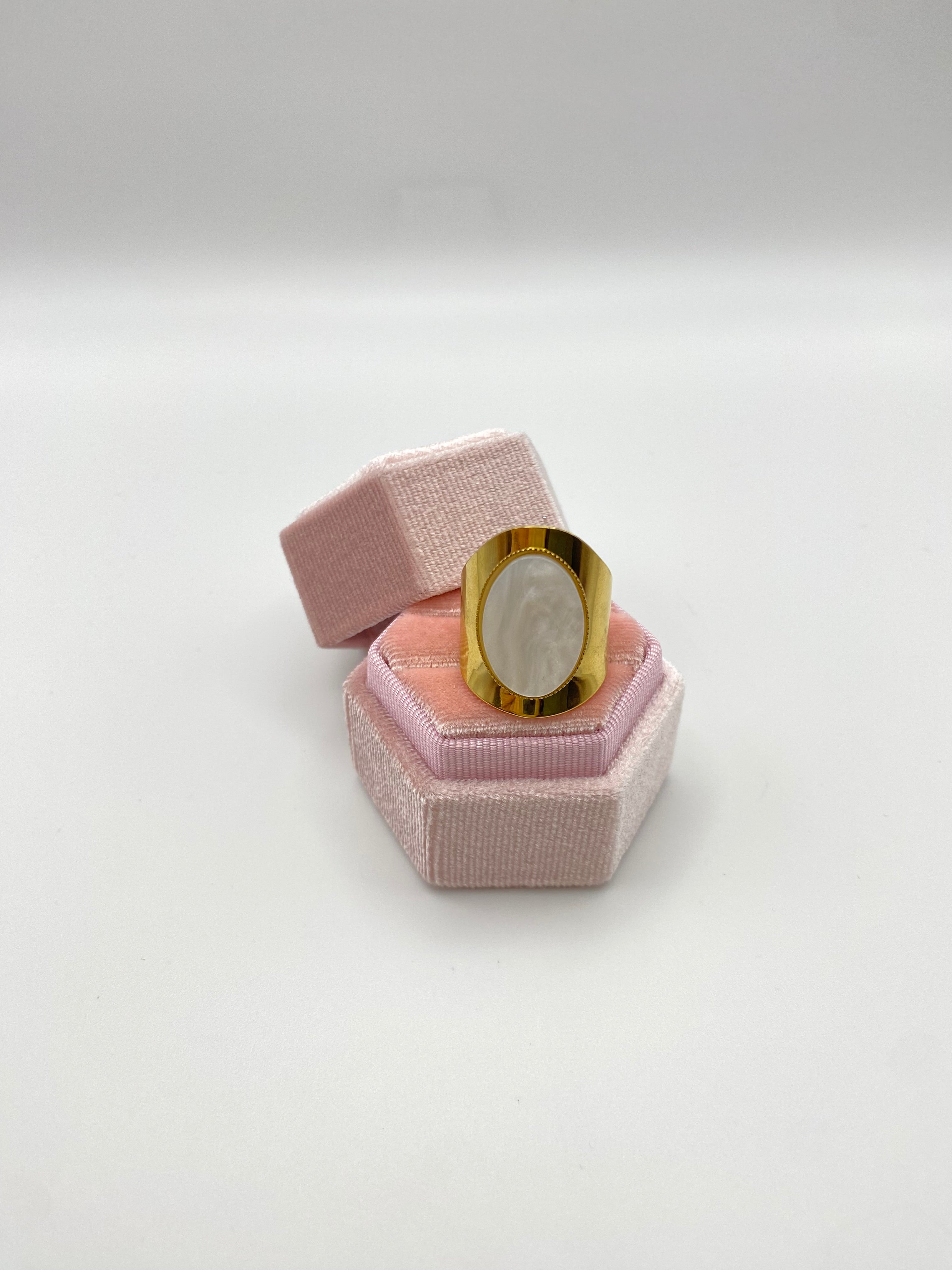 Anello Luxor