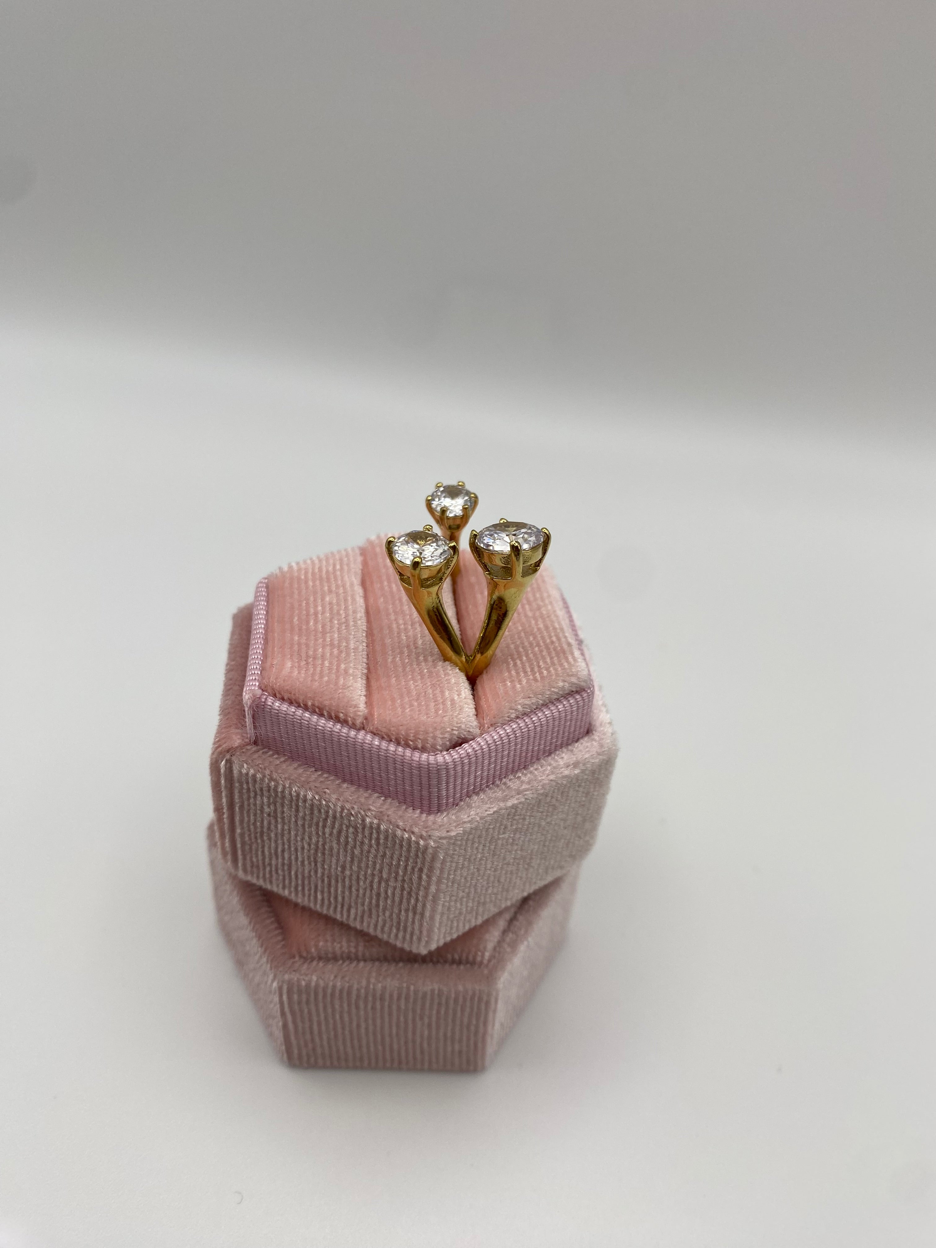 Anello Clara