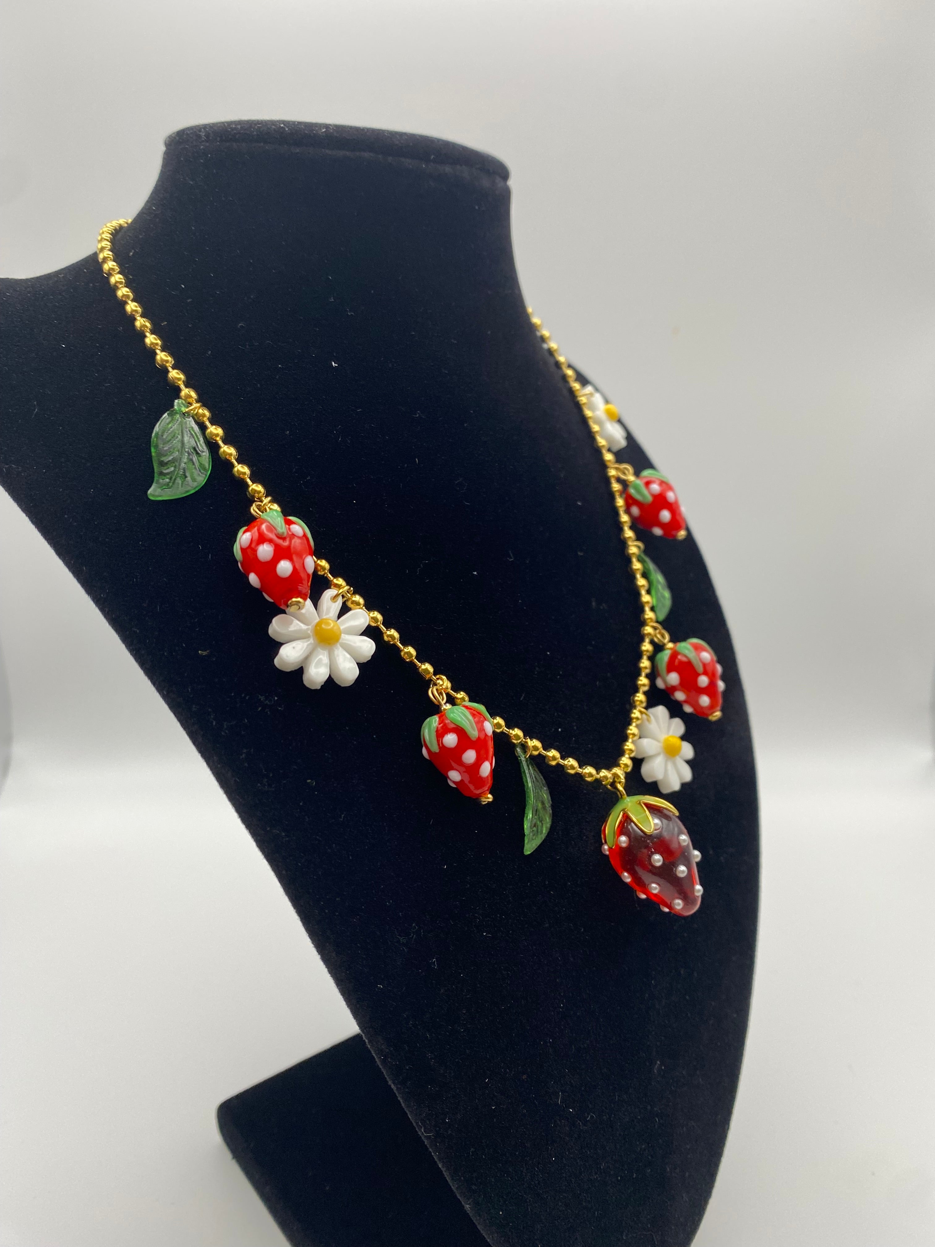 Collana Fior di Fragola