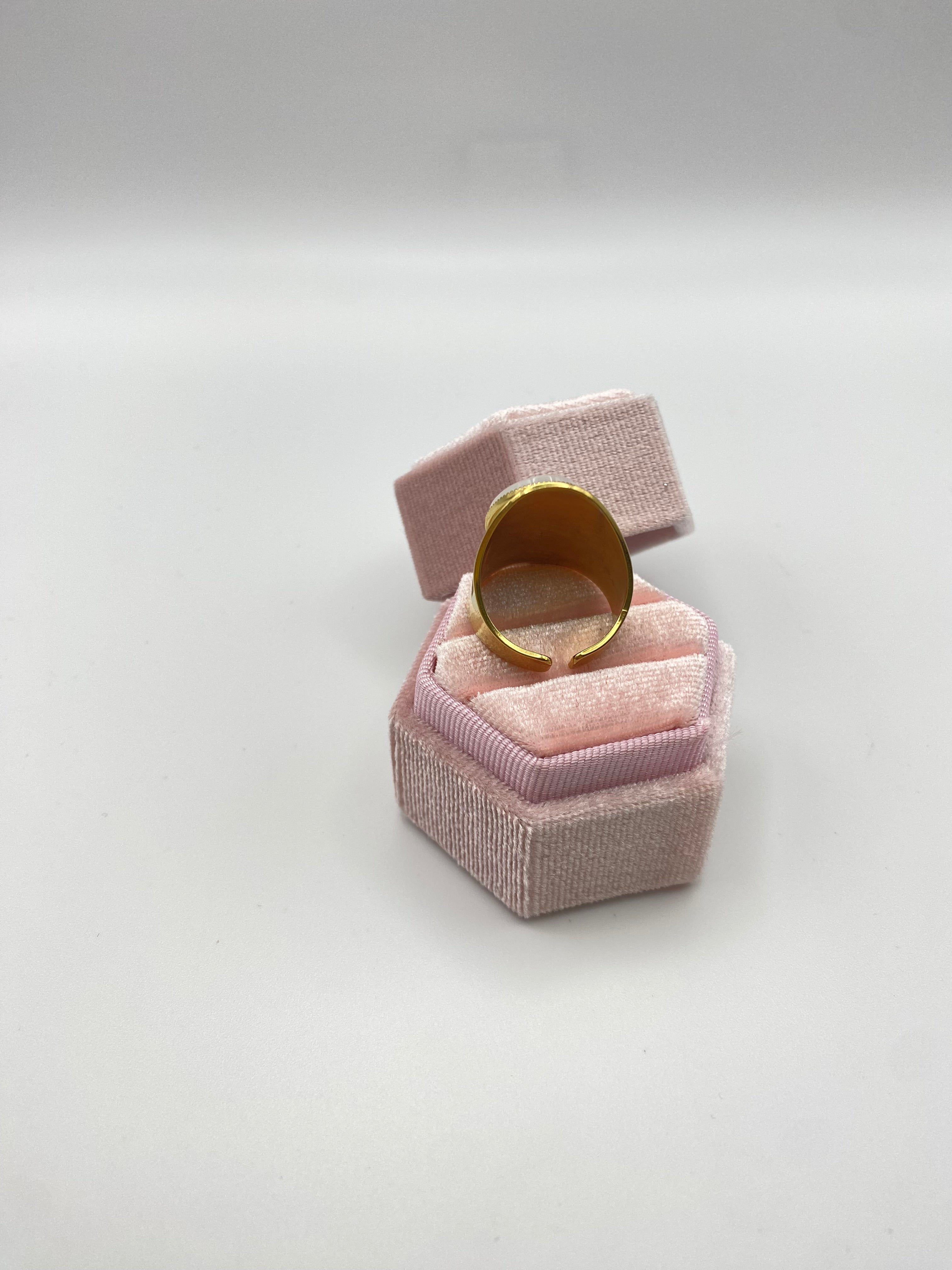 Anello Luxor