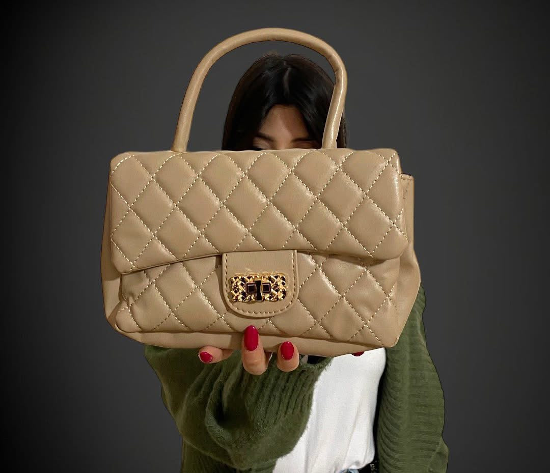 Borsa Clara