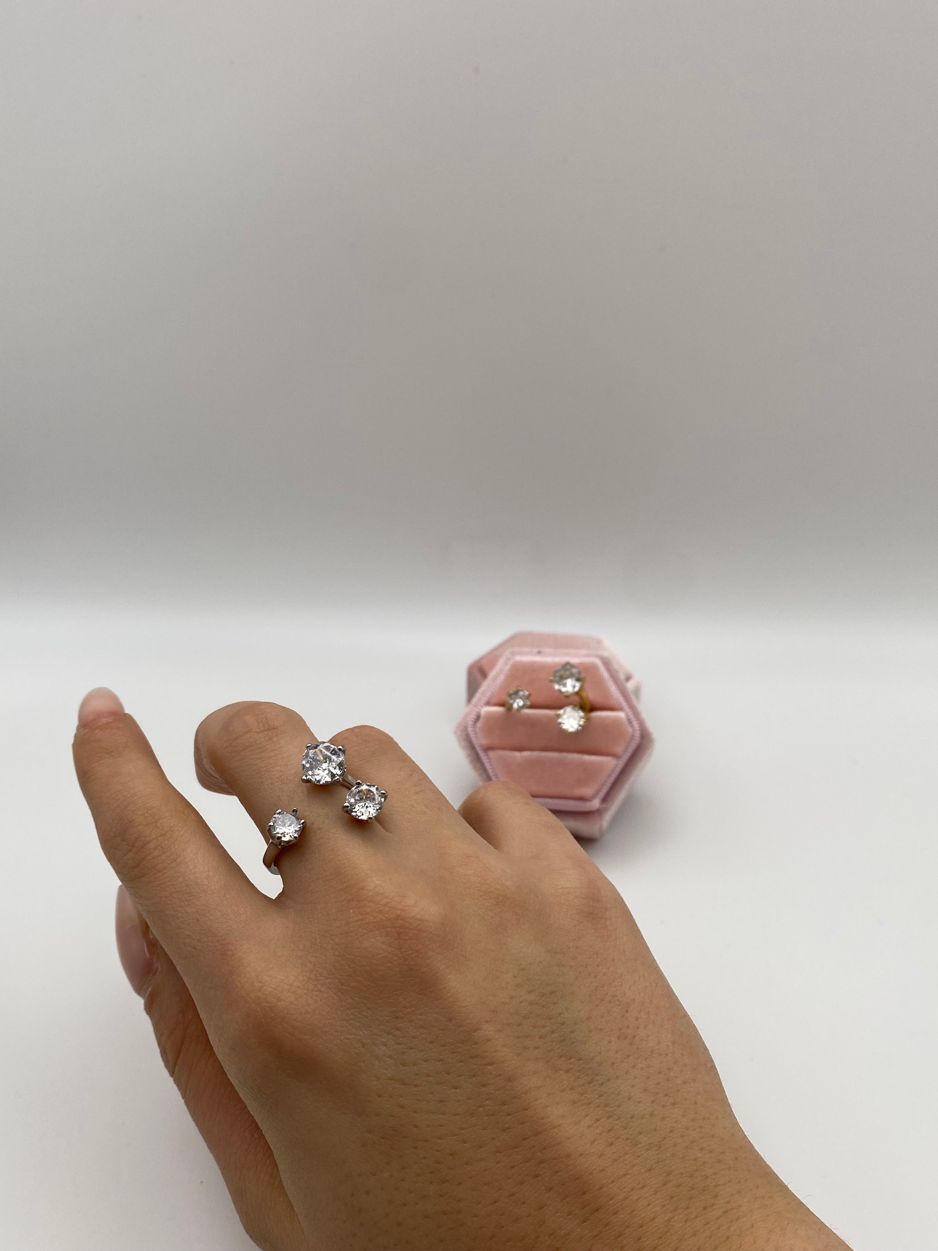 Anello Clara