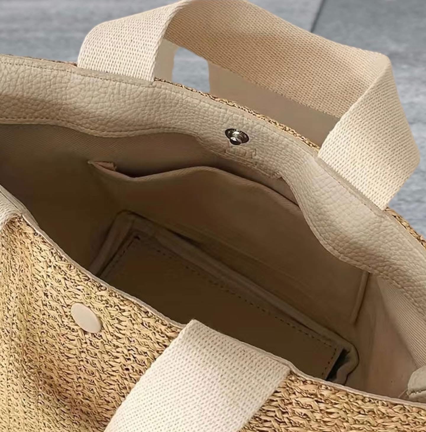 Borsa este